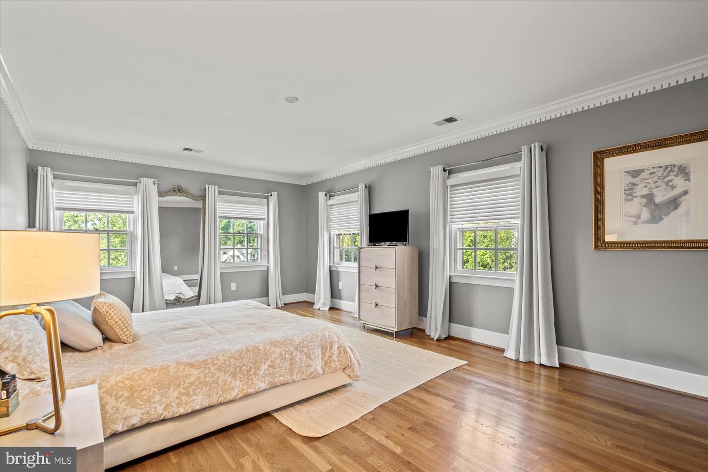 1904 BELLE HAVEN RD, ALEXANDRIA, Virginia 22307, 4 Bedrooms Bedrooms, ,3 BathroomsBathrooms,Residential,For sale,1904 BELLE HAVEN RD,VAFX2251040 MLS # VAFX2251040