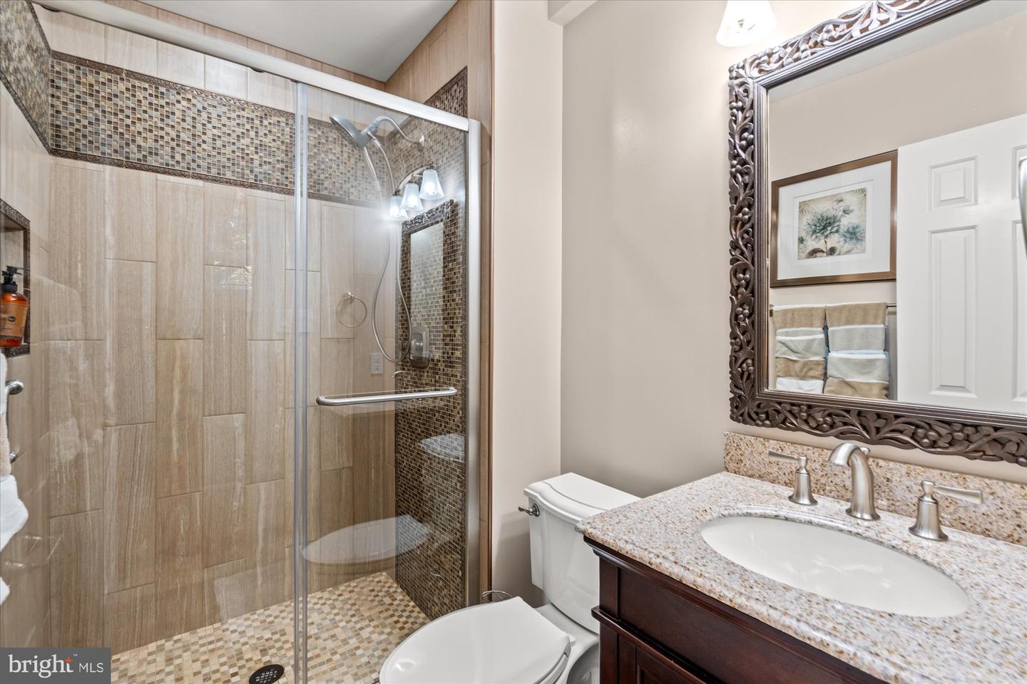 1904 BELLE HAVEN RD, ALEXANDRIA, Virginia 22307, 4 Bedrooms Bedrooms, ,3 BathroomsBathrooms,Residential,For sale,1904 BELLE HAVEN RD,VAFX2251040 MLS # VAFX2251040