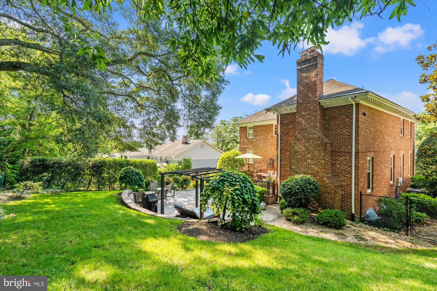1904 BELLE HAVEN RD, ALEXANDRIA, Virginia 22307, 4 Bedrooms Bedrooms, ,3 BathroomsBathrooms,Residential,For sale,1904 BELLE HAVEN RD,VAFX2251040 MLS # VAFX2251040