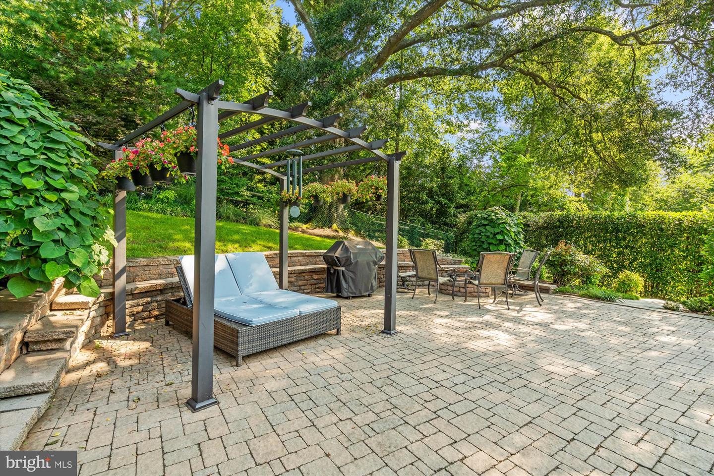 1904 BELLE HAVEN RD, ALEXANDRIA, Virginia 22307, 4 Bedrooms Bedrooms, ,3 BathroomsBathrooms,Residential,For sale,1904 BELLE HAVEN RD,VAFX2251040 MLS # VAFX2251040
