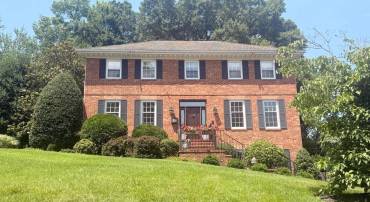 1904 BELLE HAVEN RD, ALEXANDRIA, Virginia 22307, 4 Bedrooms Bedrooms, ,3 BathroomsBathrooms,Residential,For sale,1904 BELLE HAVEN RD,VAFX2251040 MLS # VAFX2251040