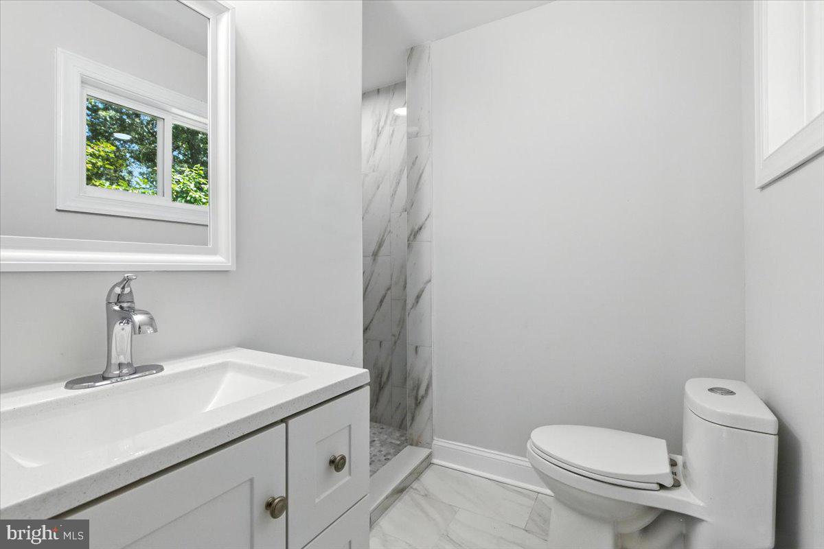 3310 MILITARY DR, FALLS CHURCH, Virginia 22044, 5 Bedrooms Bedrooms, ,3 BathroomsBathrooms,Residential,For sale,3310 MILITARY DR,VAFX2250198 MLS # VAFX2250198