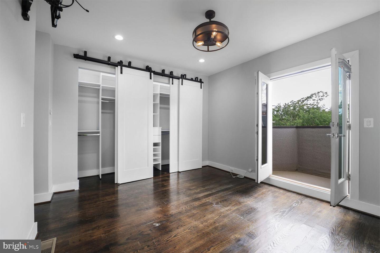 2015 FLAGLER PL NW #2, WASHINGTON, District Of Columbia 20001, 2 Bedrooms Bedrooms, ,2 BathroomsBathrooms,Residential,For sale,2015 FLAGLER PL NW #2,DCDC2207558 MLS # DCDC2207558