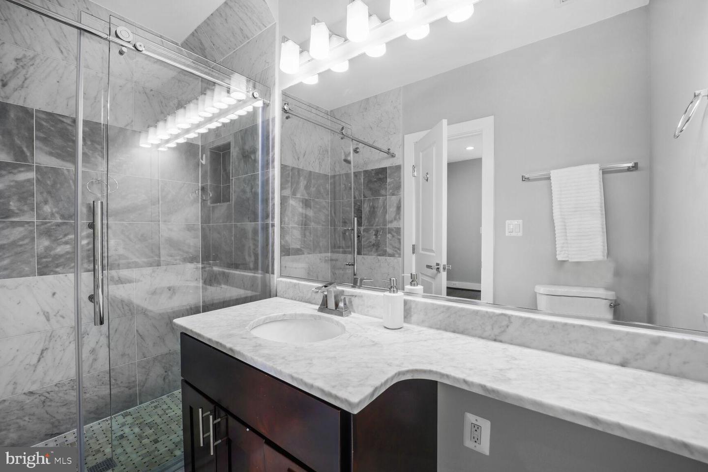 2015 FLAGLER PL NW #2, WASHINGTON, District Of Columbia 20001, 2 Bedrooms Bedrooms, ,2 BathroomsBathrooms,Residential,For sale,2015 FLAGLER PL NW #2,DCDC2207558 MLS # DCDC2207558
