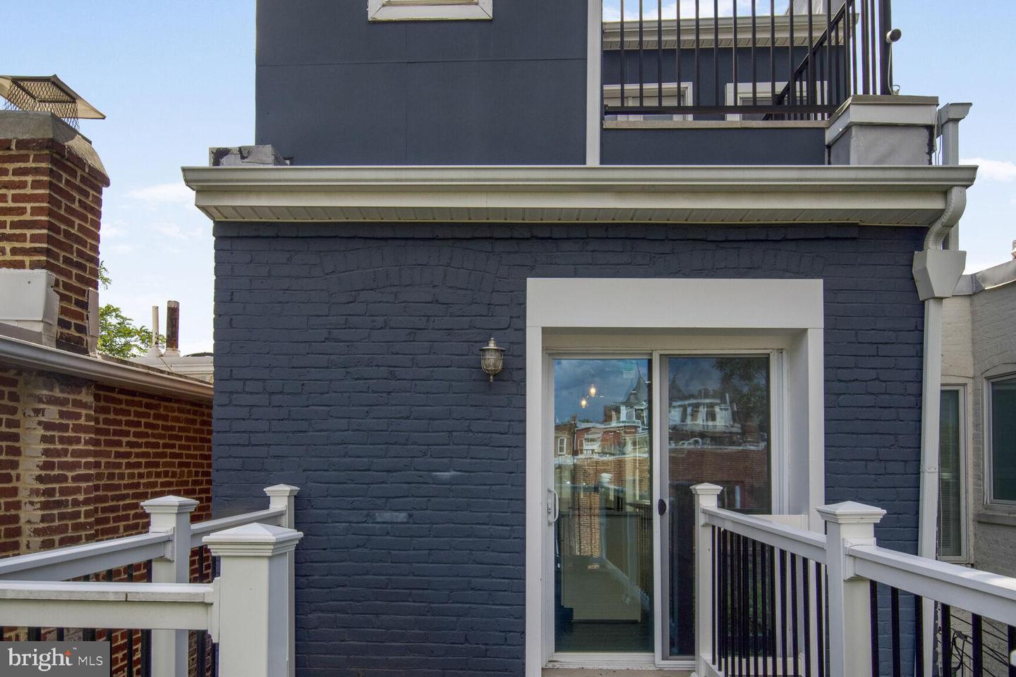 2015 FLAGLER PL NW #2, WASHINGTON, District Of Columbia 20001, 2 Bedrooms Bedrooms, ,2 BathroomsBathrooms,Residential,For sale,2015 FLAGLER PL NW #2,DCDC2207558 MLS # DCDC2207558