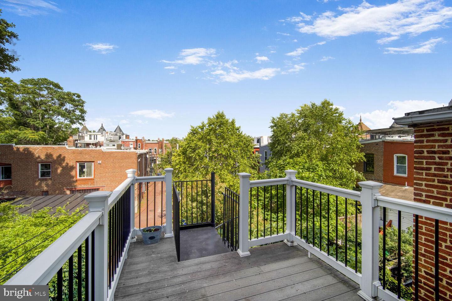 2015 FLAGLER PL NW #2, WASHINGTON, District Of Columbia 20001, 2 Bedrooms Bedrooms, ,2 BathroomsBathrooms,Residential,For sale,2015 FLAGLER PL NW #2,DCDC2207558 MLS # DCDC2207558
