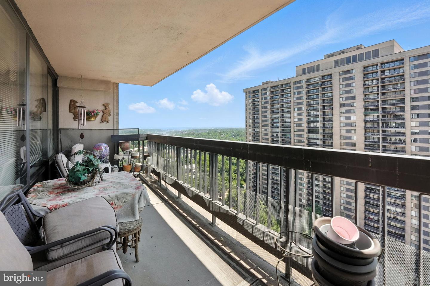 3701 GEORGE MASON DR S #1803N, FALLS CHURCH, Virginia 22041, 1 Bedroom Bedrooms, ,1 BathroomBathrooms,Residential,For sale,3701 GEORGE MASON DR S #1803N,VAFX2250420 MLS # VAFX2250420