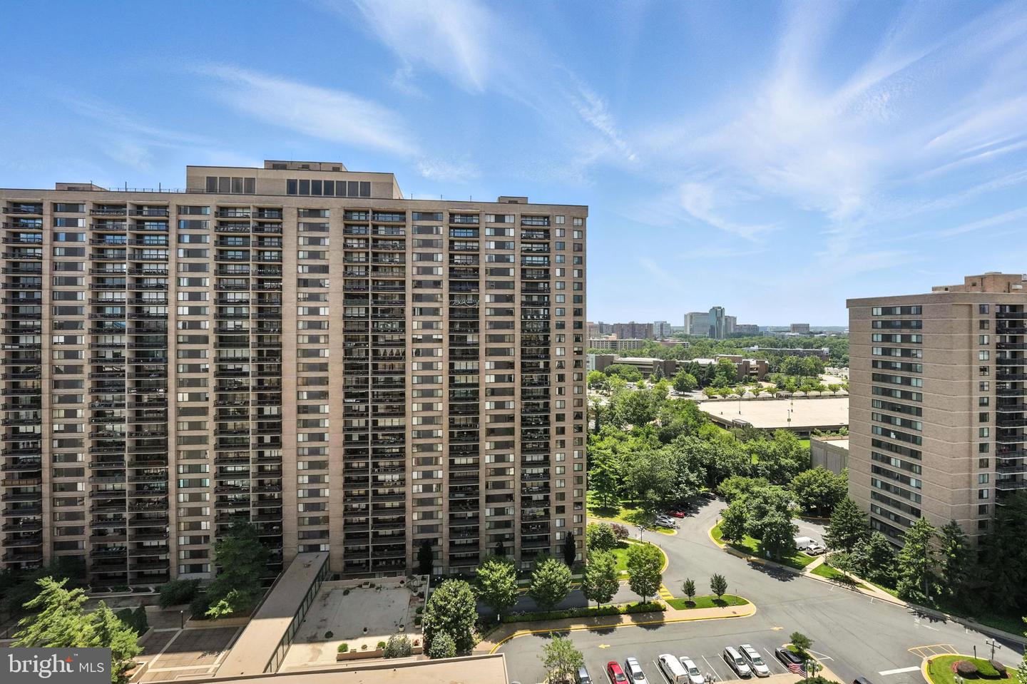 3701 GEORGE MASON DR S #1803N, FALLS CHURCH, Virginia 22041, 1 Bedroom Bedrooms, ,1 BathroomBathrooms,Residential,For sale,3701 GEORGE MASON DR S #1803N,VAFX2250420 MLS # VAFX2250420