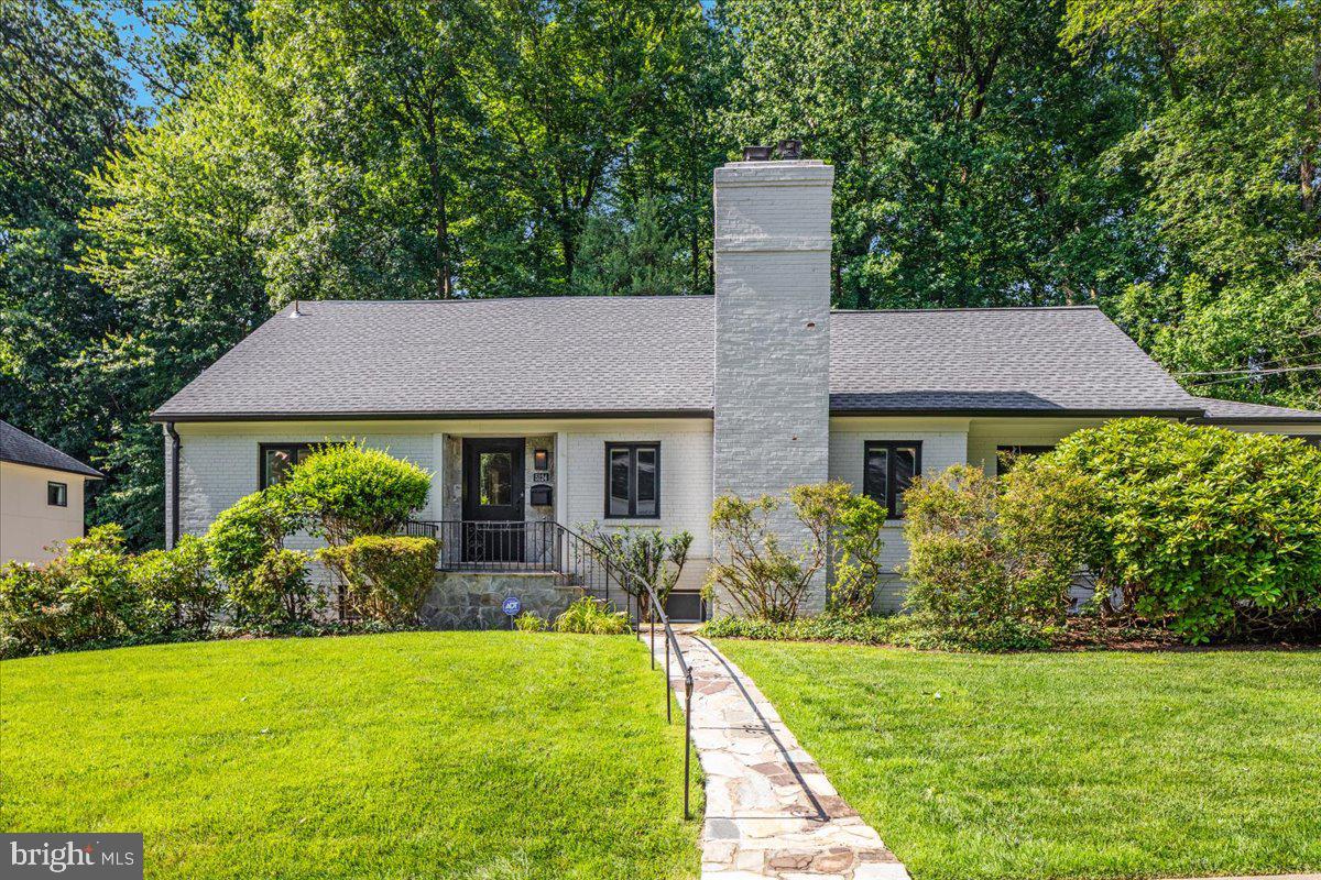 5124 37TH ST N, ARLINGTON, Virginia 22207, 5 Bedrooms Bedrooms, ,4 BathroomsBathrooms,Residential,For sale,5124 37TH ST N,VAAR2059832 MLS # VAAR2059832