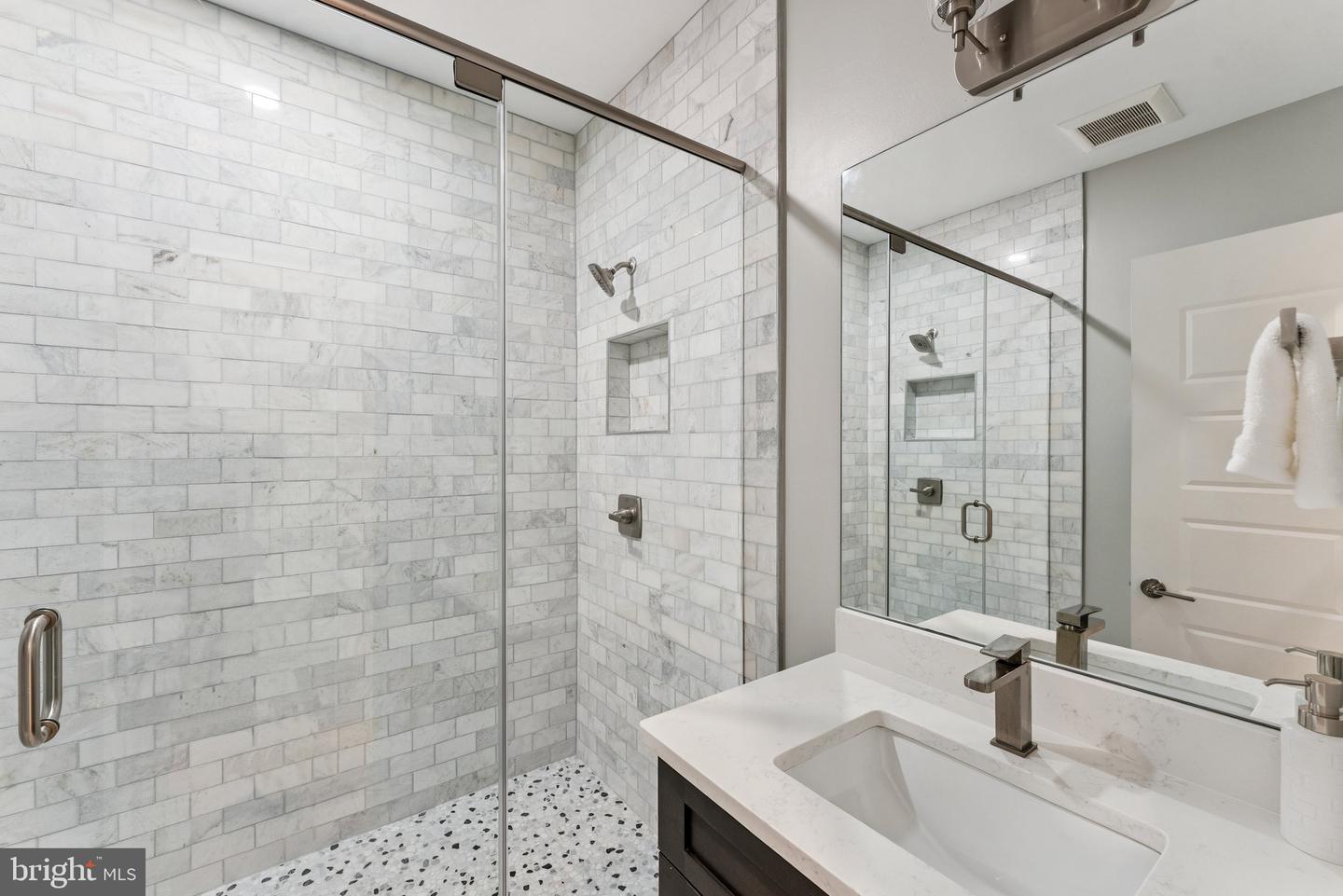 614 I ST NE #1, WASHINGTON, District Of Columbia 20002, 3 Bedrooms Bedrooms, ,3 BathroomsBathrooms,Residential,For sale,614 I ST NE #1,DCDC2207694 MLS # DCDC2207694