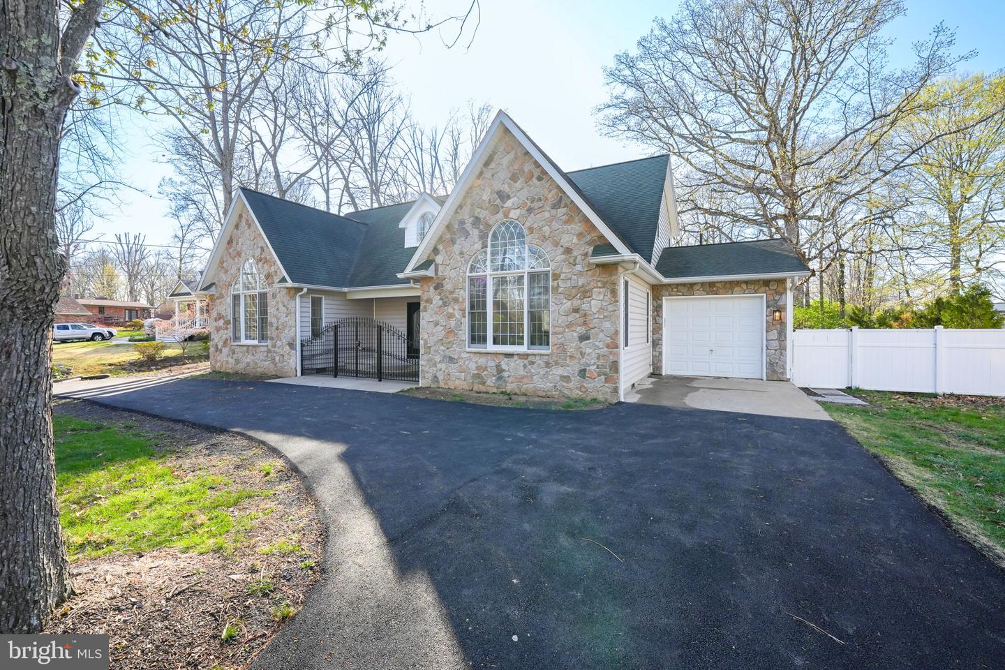 3620 HILL ST, FAIRFAX, Virginia 22030, 5 Bedrooms Bedrooms, ,5 BathroomsBathrooms,Residential,For sale,3620 HILL ST,VAFC2006528 MLS # VAFC2006528