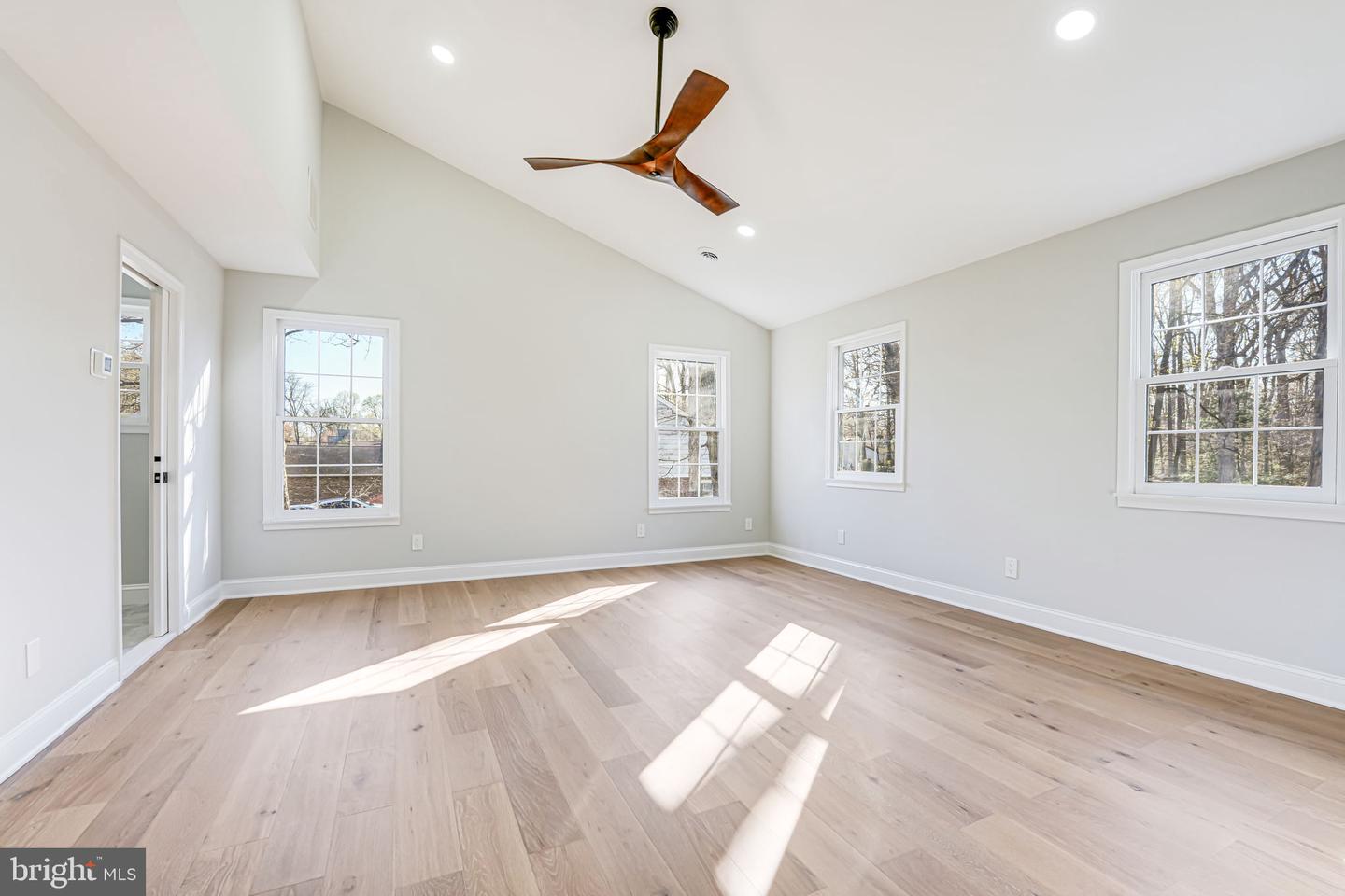 3620 HILL ST, FAIRFAX, Virginia 22030, 5 Bedrooms Bedrooms, ,5 BathroomsBathrooms,Residential,For sale,3620 HILL ST,VAFC2006528 MLS # VAFC2006528