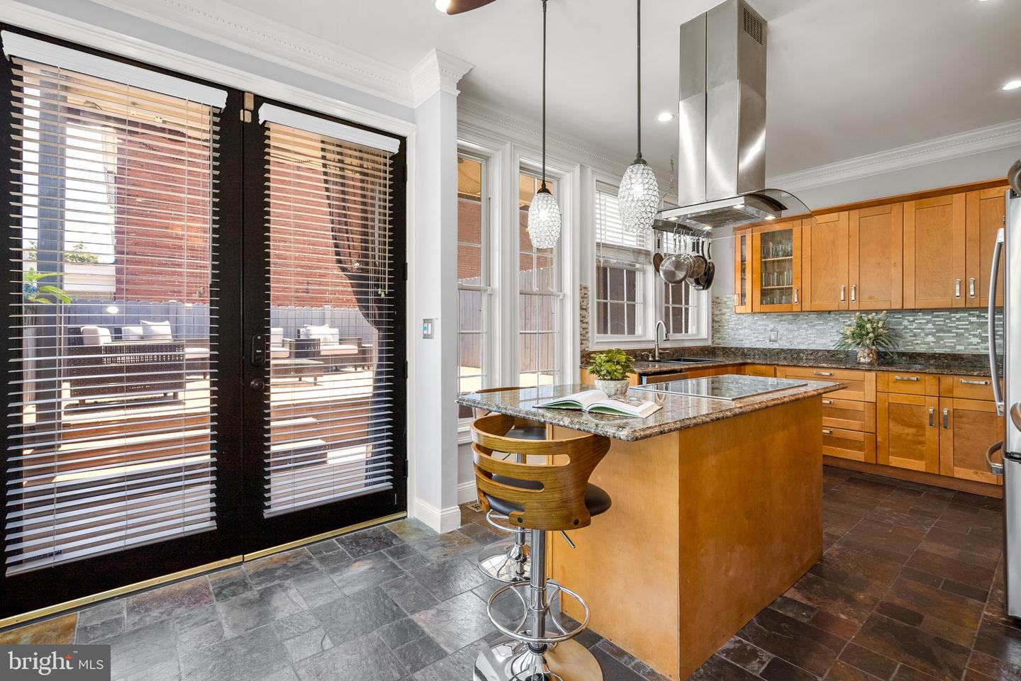 1125 K ST NE, WASHINGTON, District Of Columbia 20002, 5 Bedrooms Bedrooms, ,3 BathroomsBathrooms,Residential,For sale,1125 K ST NE,DCDC2207804 MLS # DCDC2207804