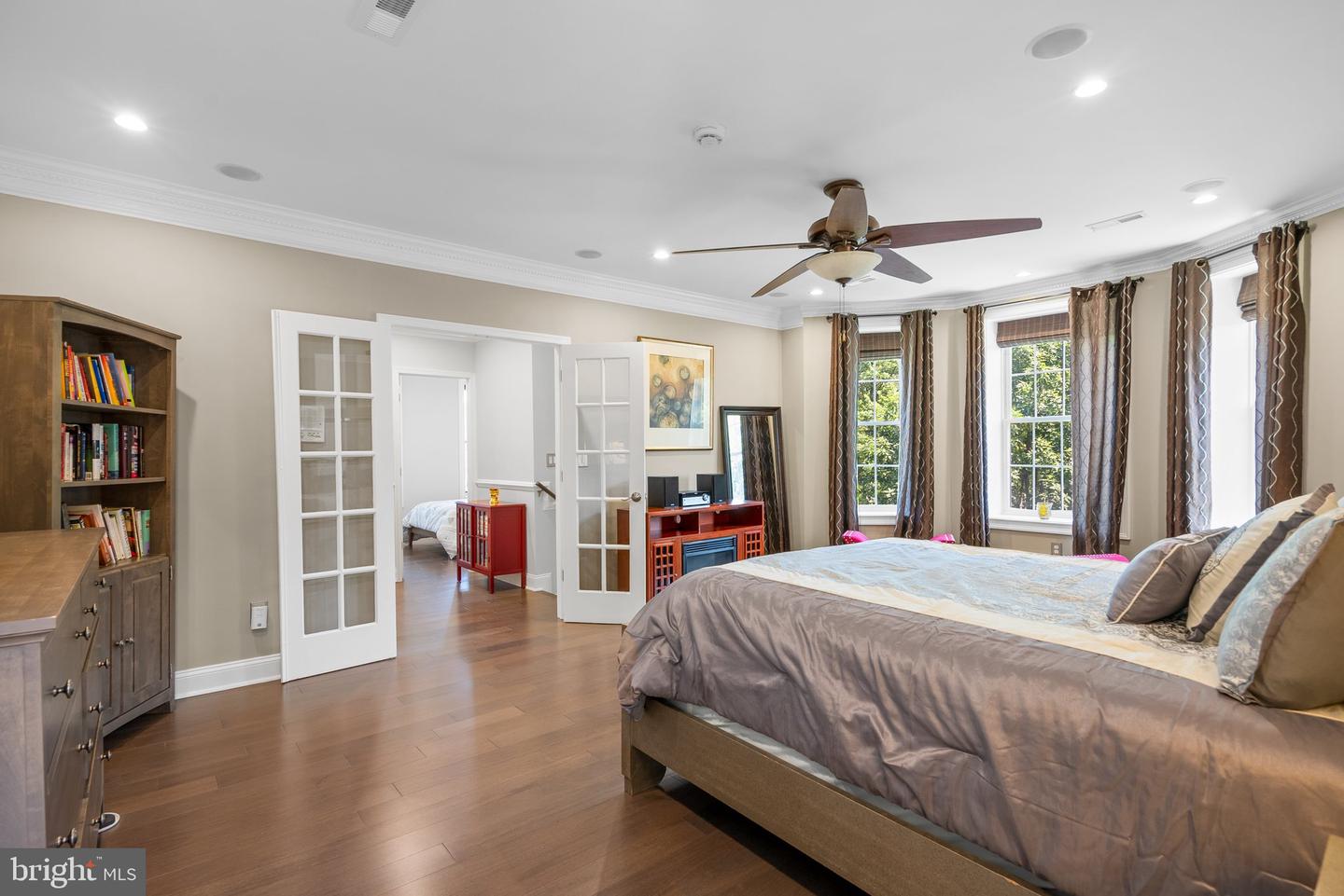 1125 K ST NE, WASHINGTON, District Of Columbia 20002, 5 Bedrooms Bedrooms, ,3 BathroomsBathrooms,Residential,For sale,1125 K ST NE,DCDC2207804 MLS # DCDC2207804