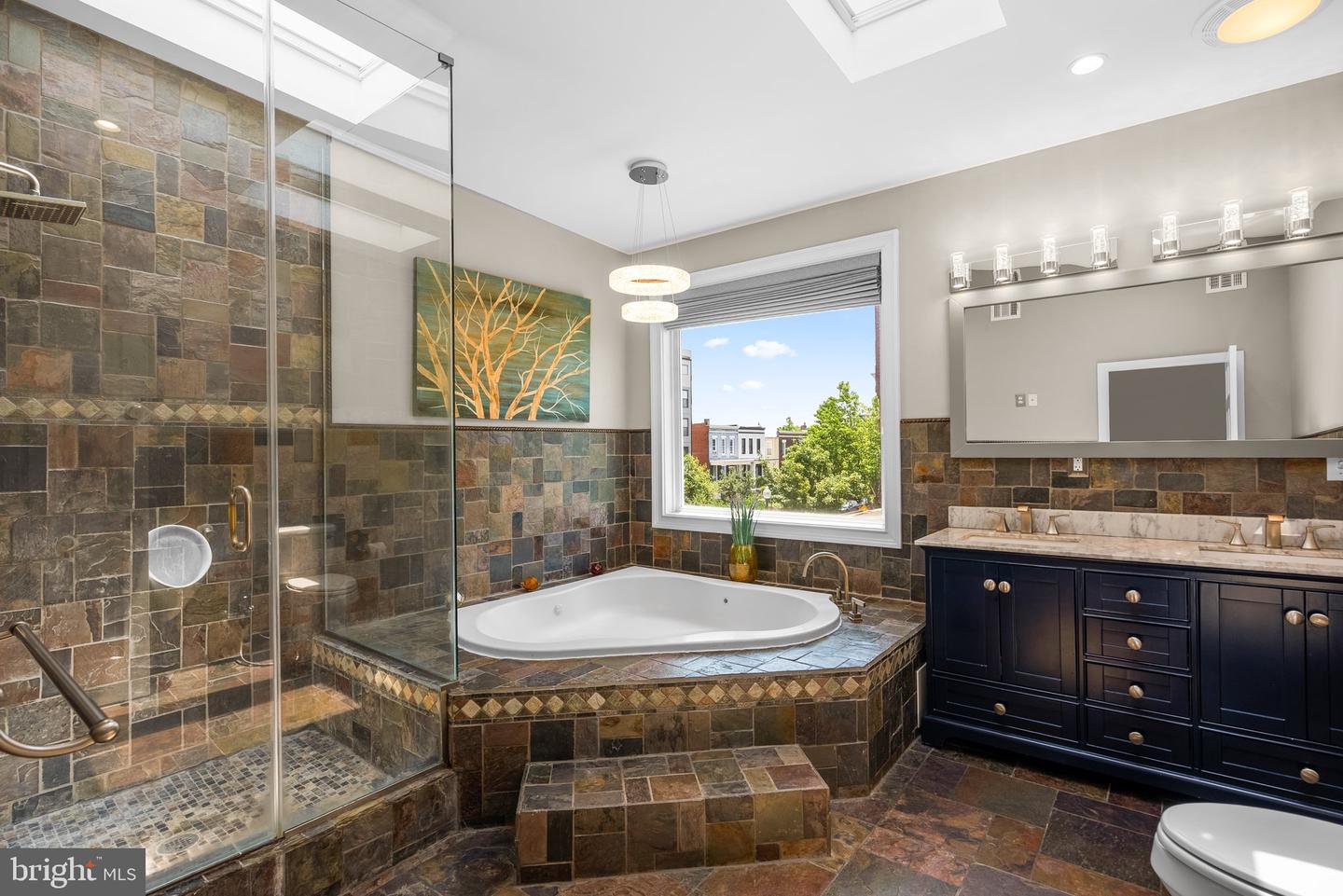 1125 K ST NE, WASHINGTON, District Of Columbia 20002, 5 Bedrooms Bedrooms, ,3 BathroomsBathrooms,Residential,For sale,1125 K ST NE,DCDC2207804 MLS # DCDC2207804