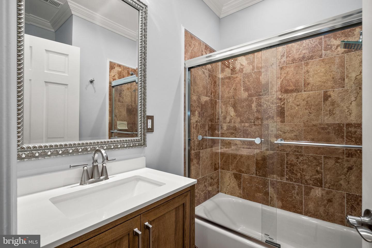 1125 K ST NE, WASHINGTON, District Of Columbia 20002, 5 Bedrooms Bedrooms, ,3 BathroomsBathrooms,Residential,For sale,1125 K ST NE,DCDC2207804 MLS # DCDC2207804