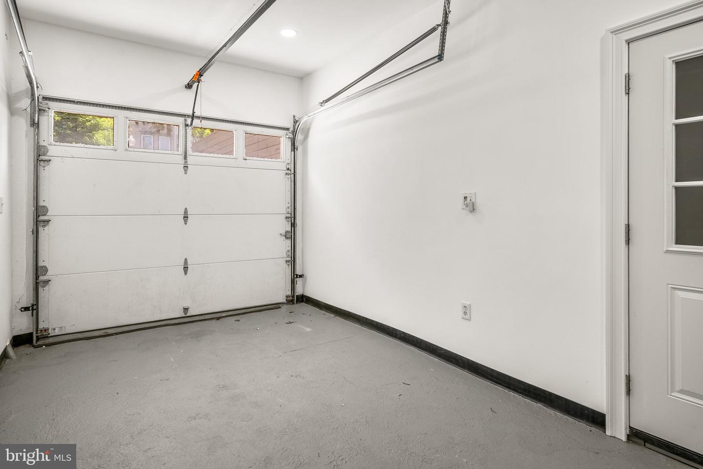 1125 K ST NE, WASHINGTON, District Of Columbia 20002, 5 Bedrooms Bedrooms, ,3 BathroomsBathrooms,Residential,For sale,1125 K ST NE,DCDC2207804 MLS # DCDC2207804