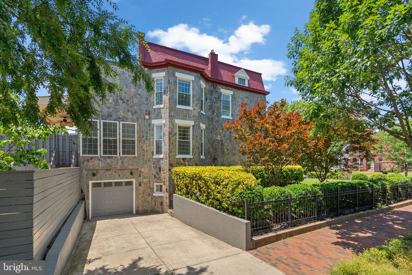 1125 K ST NE, WASHINGTON, District Of Columbia 20002, 5 Bedrooms Bedrooms, ,3 BathroomsBathrooms,Residential,For sale,1125 K ST NE,DCDC2207804 MLS # DCDC2207804
