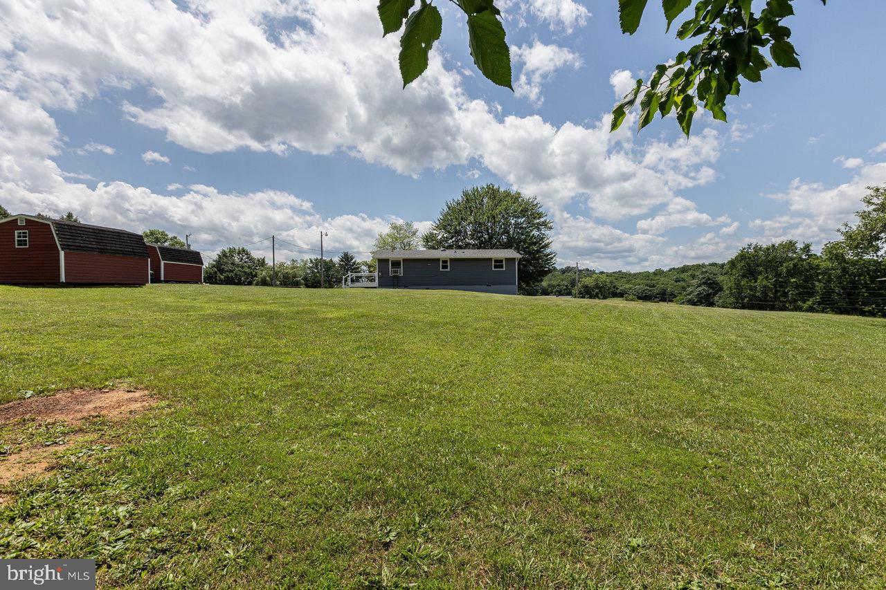 3307 OAK RIDGE RD, MOUNT CRAWFORD, Virginia 22841, 3 Bedrooms Bedrooms, ,1 BathroomBathrooms,Residential,For sale,3307 OAK RIDGE RD,VARO2002402 MLS # VARO2002402