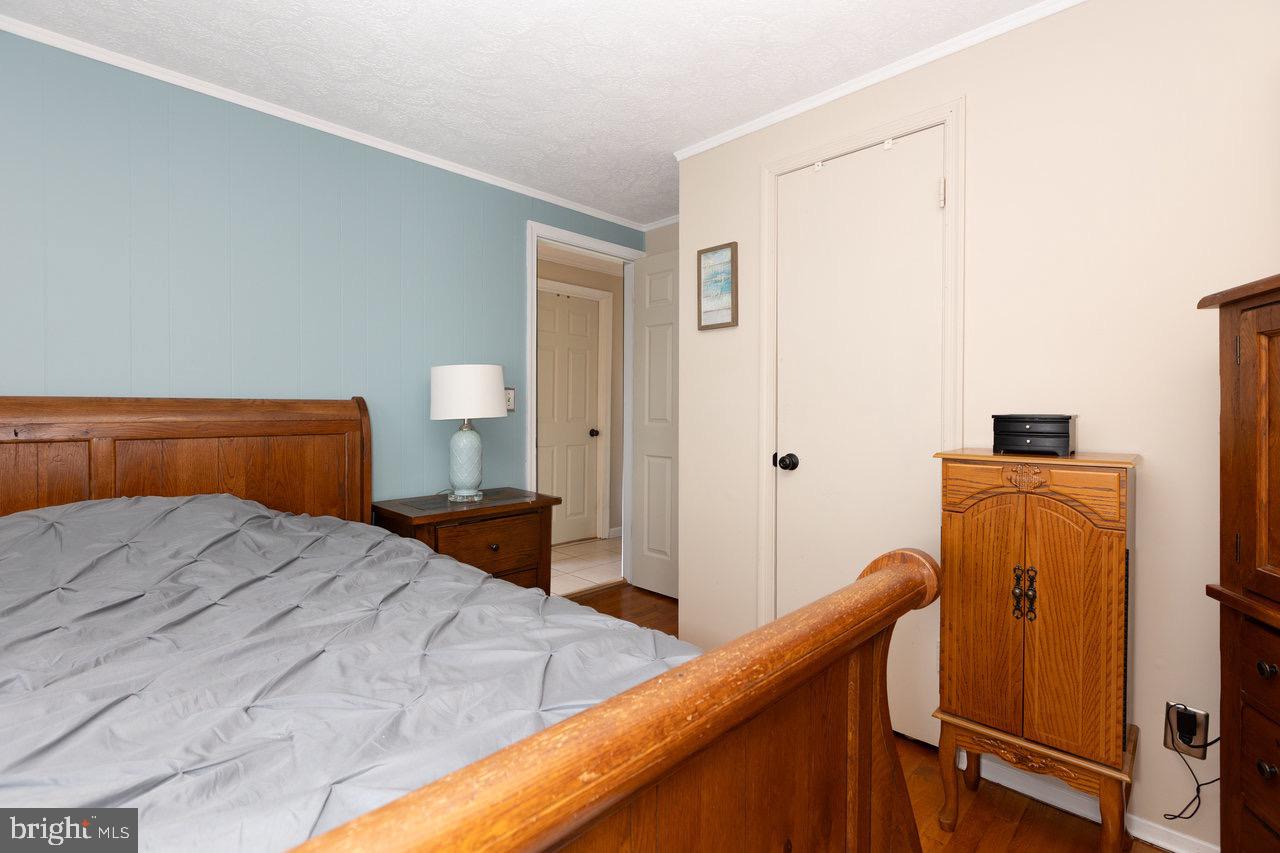 3307 OAK RIDGE RD, MOUNT CRAWFORD, Virginia 22841, 3 Bedrooms Bedrooms, ,1 BathroomBathrooms,Residential,For sale,3307 OAK RIDGE RD,VARO2002402 MLS # VARO2002402