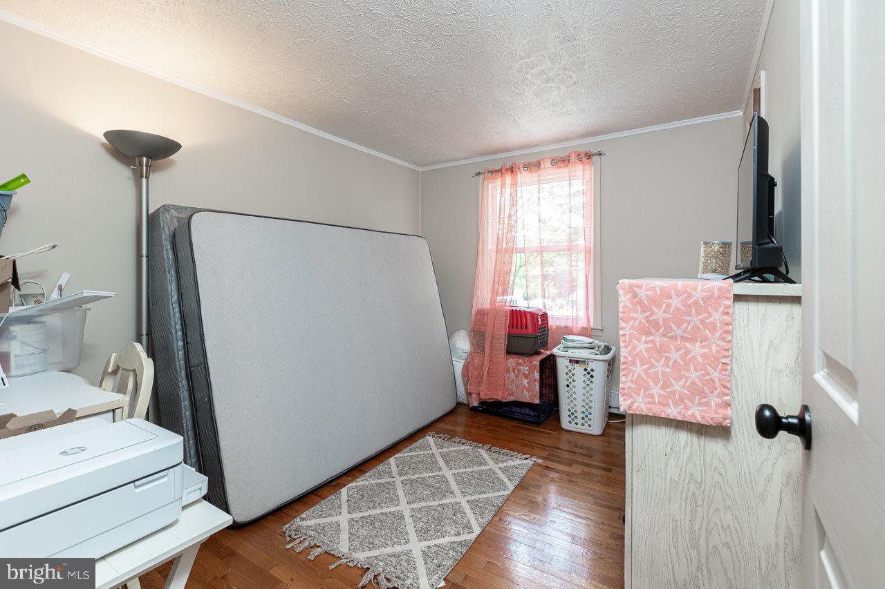 3307 OAK RIDGE RD, MOUNT CRAWFORD, Virginia 22841, 3 Bedrooms Bedrooms, ,1 BathroomBathrooms,Residential,For sale,3307 OAK RIDGE RD,VARO2002402 MLS # VARO2002402