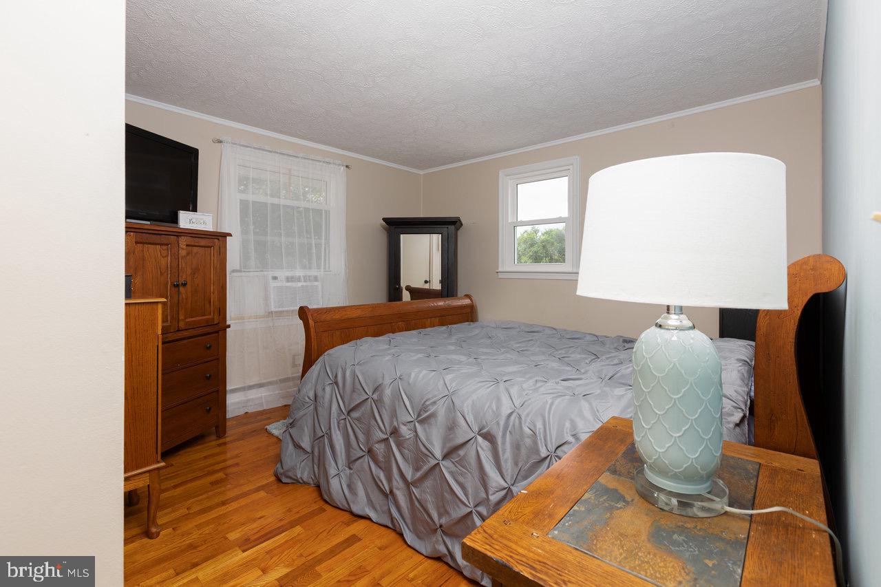 3307 OAK RIDGE RD, MOUNT CRAWFORD, Virginia 22841, 3 Bedrooms Bedrooms, ,1 BathroomBathrooms,Residential,For sale,3307 OAK RIDGE RD,VARO2002402 MLS # VARO2002402