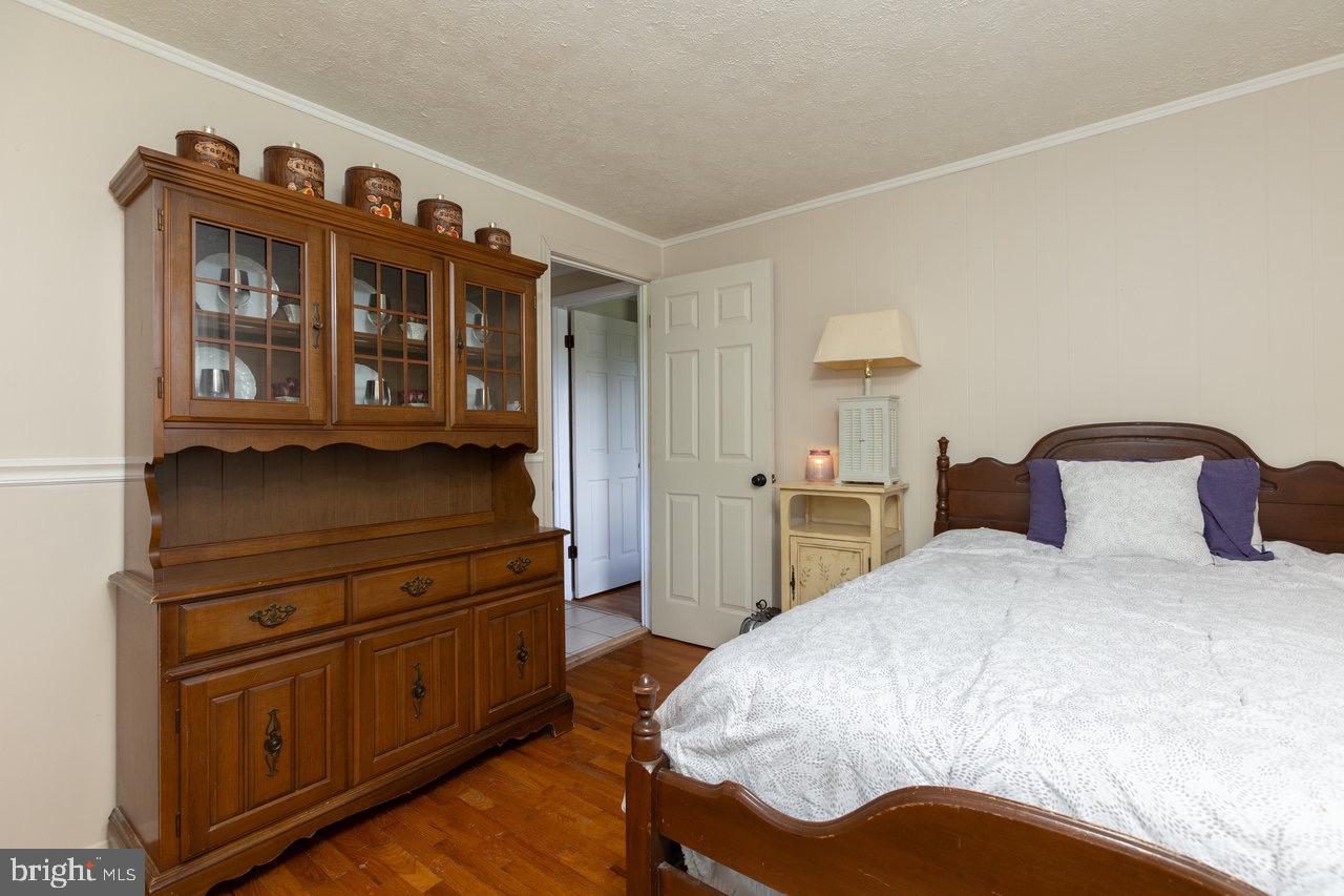 3307 OAK RIDGE RD, MOUNT CRAWFORD, Virginia 22841, 3 Bedrooms Bedrooms, ,1 BathroomBathrooms,Residential,For sale,3307 OAK RIDGE RD,VARO2002402 MLS # VARO2002402