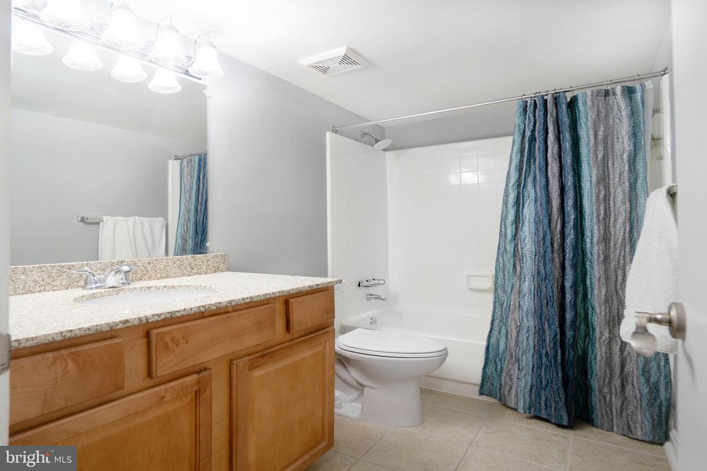 10248 APPALACHIAN CIR #1-D7, OAKTON, Virginia 22124, 2 Bedrooms Bedrooms, ,2 BathroomsBathrooms,Residential,For sale,10248 APPALACHIAN CIR #1-D7,VAFX2251470 MLS # VAFX2251470