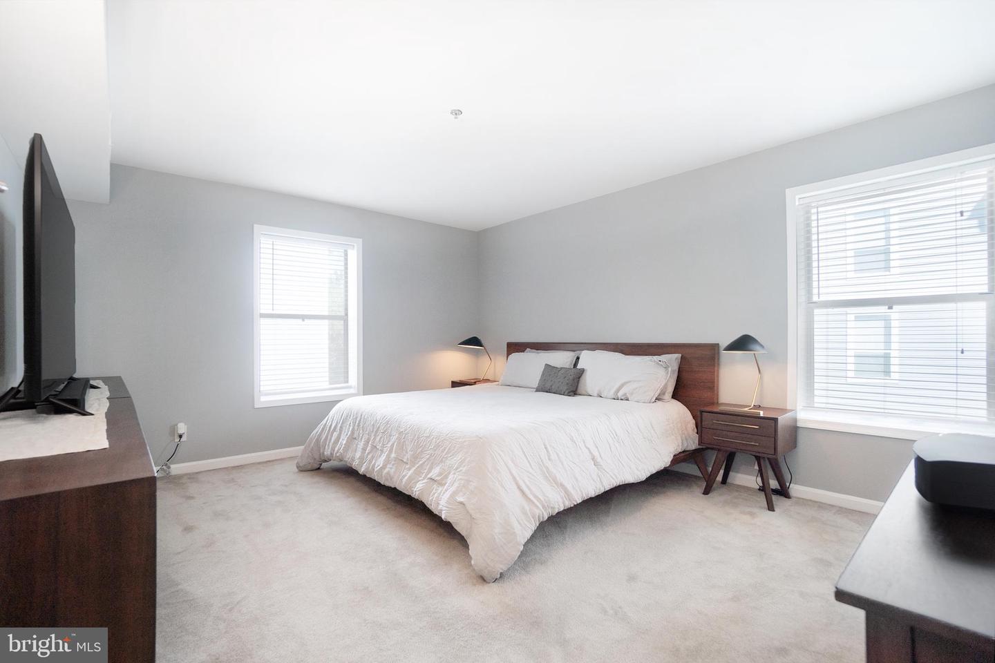 10248 APPALACHIAN CIR #1-D7, OAKTON, Virginia 22124, 2 Bedrooms Bedrooms, ,2 BathroomsBathrooms,Residential,For sale,10248 APPALACHIAN CIR #1-D7,VAFX2251470 MLS # VAFX2251470