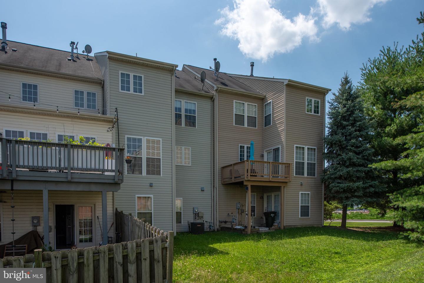 45 PIKE PL, STAFFORD, Virginia 22556, 3 Bedrooms Bedrooms, ,2 BathroomsBathrooms,Residential,For sale,45 PIKE PL,VAST2040292 MLS # VAST2040292
