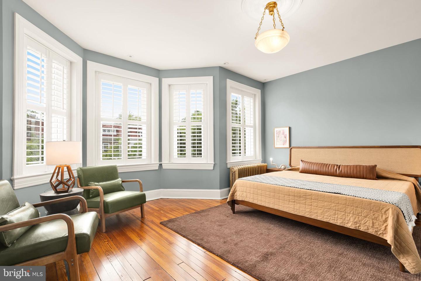 61 W ST NW, WASHINGTON, District Of Columbia 20001, 4 Bedrooms Bedrooms, ,2 BathroomsBathrooms,Residential,For sale,61 W ST NW,DCDC2207898 MLS # DCDC2207898