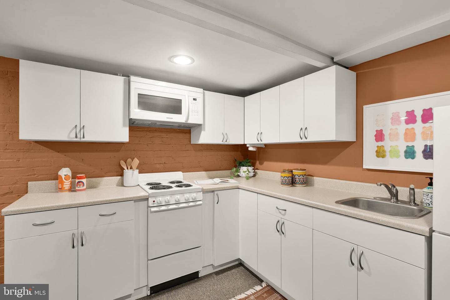 61 W ST NW, WASHINGTON, District Of Columbia 20001, 4 Bedrooms Bedrooms, ,2 BathroomsBathrooms,Residential,For sale,61 W ST NW,DCDC2207898 MLS # DCDC2207898