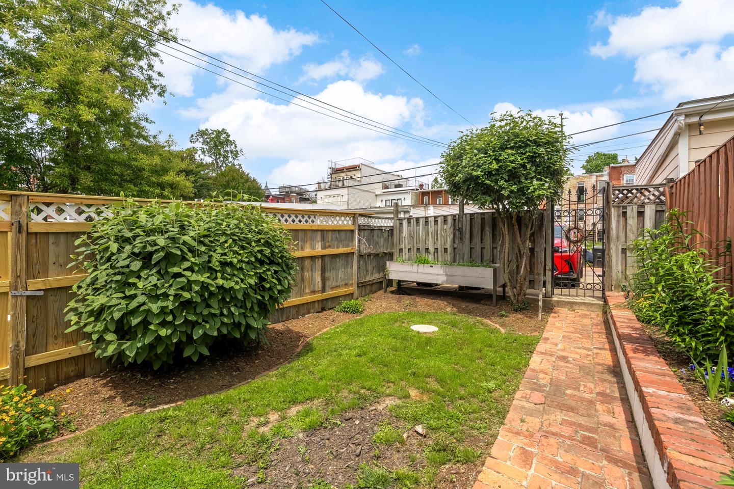 61 W ST NW, WASHINGTON, District Of Columbia 20001, 4 Bedrooms Bedrooms, ,2 BathroomsBathrooms,Residential,For sale,61 W ST NW,DCDC2207898 MLS # DCDC2207898