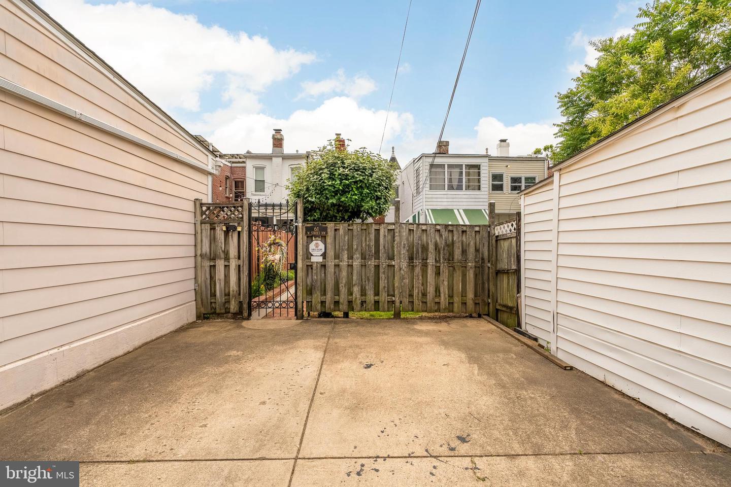 61 W ST NW, WASHINGTON, District Of Columbia 20001, 4 Bedrooms Bedrooms, ,2 BathroomsBathrooms,Residential,For sale,61 W ST NW,DCDC2207898 MLS # DCDC2207898