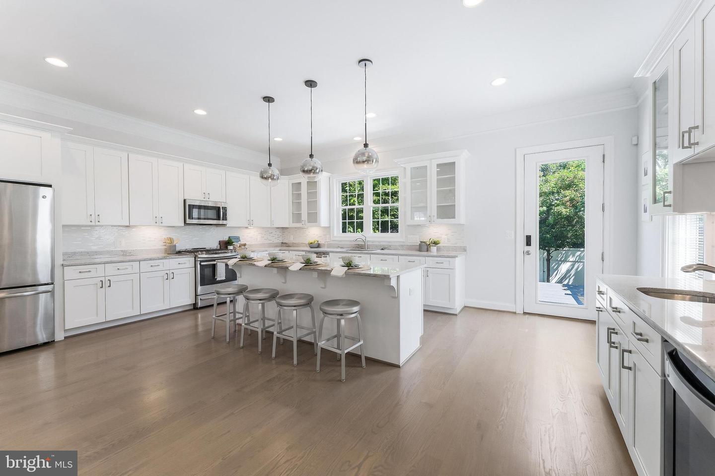 1635 13TH ST S, ARLINGTON, Virginia 22204, 4 Bedrooms Bedrooms, ,3 BathroomsBathrooms,Residential,For sale,1635 13TH ST S,VAAR2059918 MLS # VAAR2059918