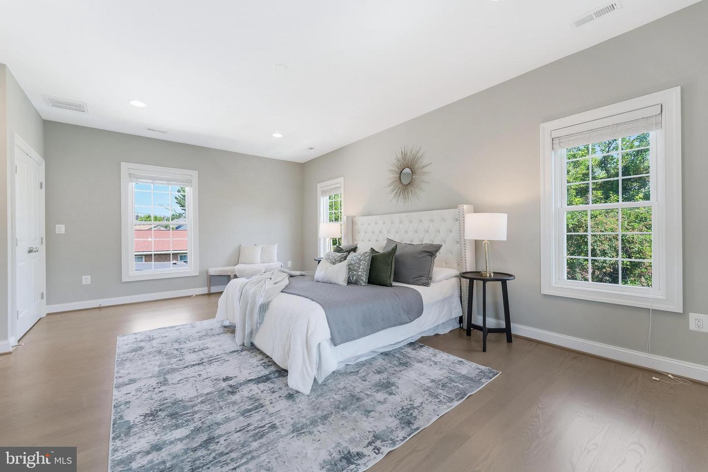 1635 13TH ST S, ARLINGTON, Virginia 22204, 4 Bedrooms Bedrooms, ,3 BathroomsBathrooms,Residential,For sale,1635 13TH ST S,VAAR2059918 MLS # VAAR2059918
