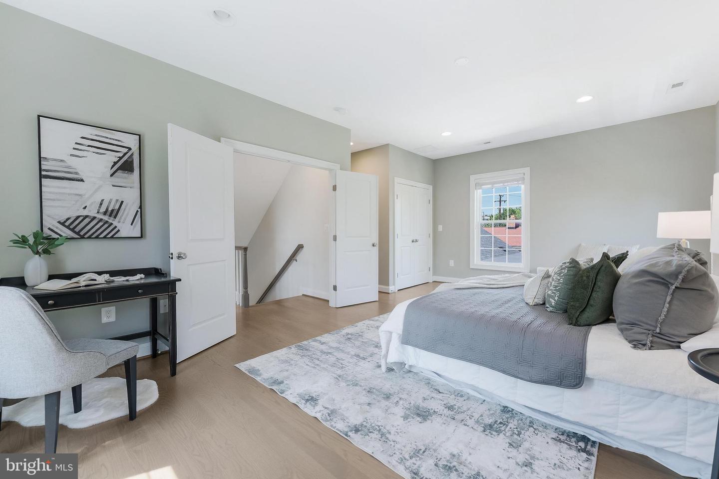 1635 13TH ST S, ARLINGTON, Virginia 22204, 4 Bedrooms Bedrooms, ,3 BathroomsBathrooms,Residential,For sale,1635 13TH ST S,VAAR2059918 MLS # VAAR2059918