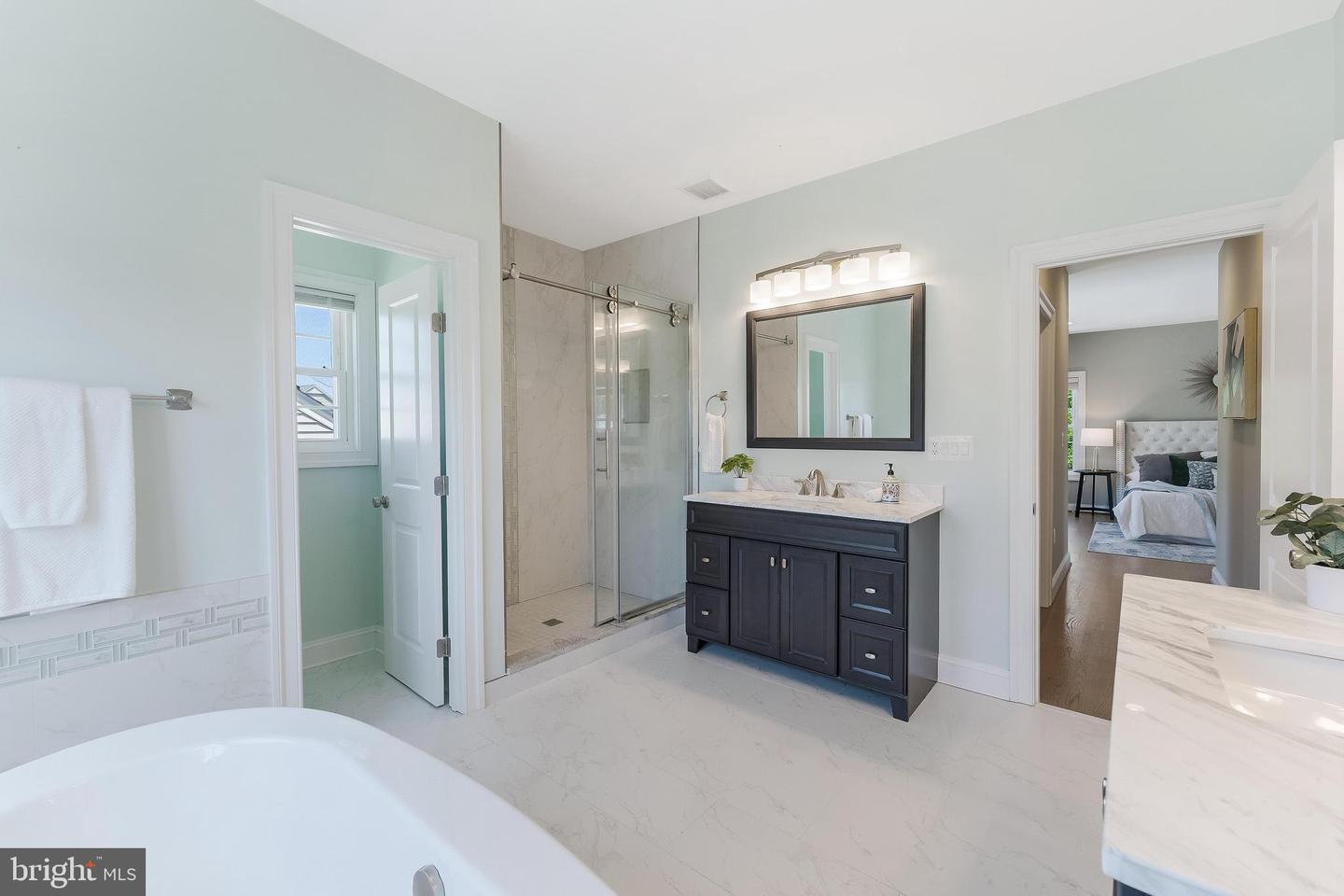 1635 13TH ST S, ARLINGTON, Virginia 22204, 4 Bedrooms Bedrooms, ,3 BathroomsBathrooms,Residential,For sale,1635 13TH ST S,VAAR2059918 MLS # VAAR2059918