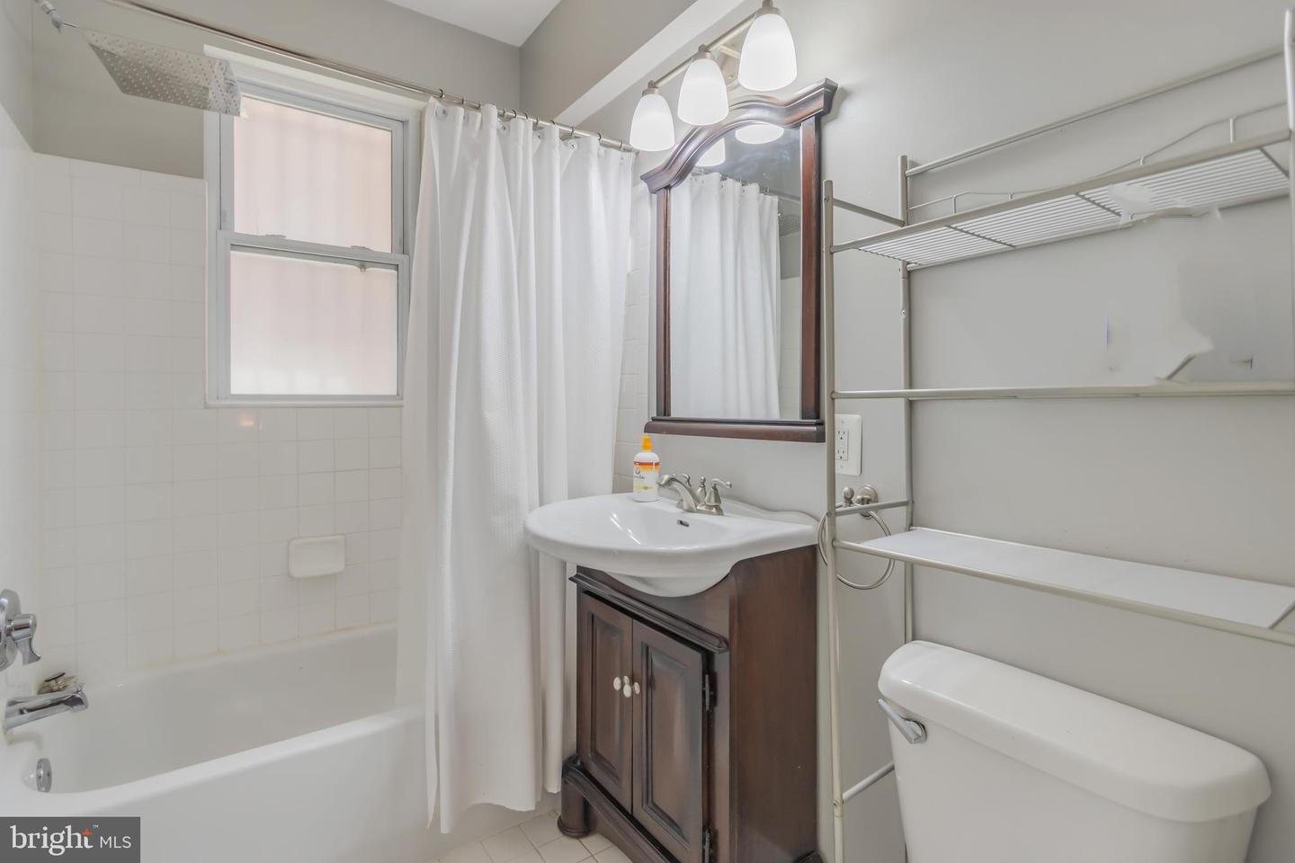 1458 COLUMBIA RD NW #109, WASHINGTON, District Of Columbia 20009, 2 Bedrooms Bedrooms, ,2 BathroomsBathrooms,Residential,For sale,1458 COLUMBIA RD NW #109,DCDC2207982 MLS # DCDC2207982