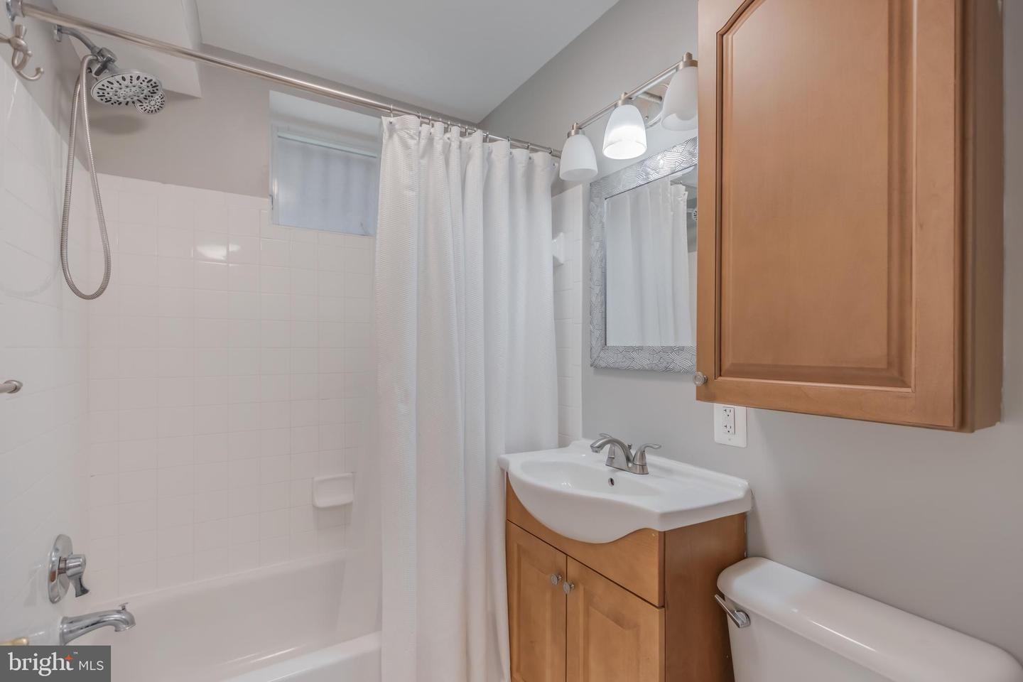 1458 COLUMBIA RD NW #109, WASHINGTON, District Of Columbia 20009, 2 Bedrooms Bedrooms, ,2 BathroomsBathrooms,Residential,For sale,1458 COLUMBIA RD NW #109,DCDC2207982 MLS # DCDC2207982