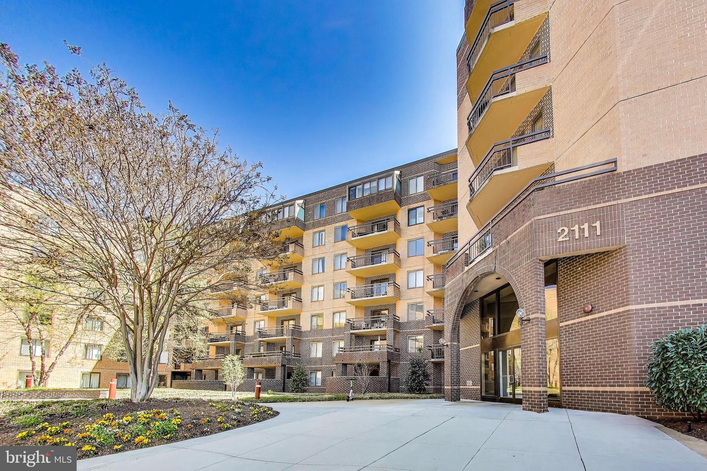 2111 WISCONSIN AVE NW #109, WASHINGTON, District Of Columbia 20007, 2 Bedrooms Bedrooms, ,2 BathroomsBathrooms,Residential,For sale,2111 WISCONSIN AVE NW #109,DCDC2208000 MLS # DCDC2208000
