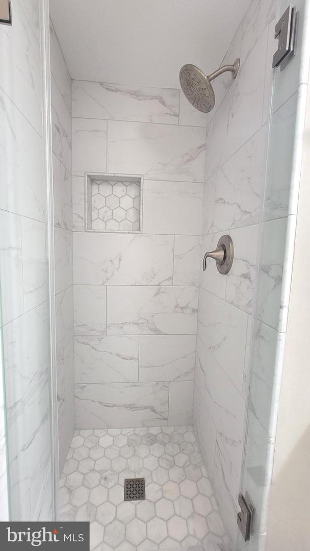 2111 WISCONSIN AVE NW #109, WASHINGTON, District Of Columbia 20007, 2 Bedrooms Bedrooms, ,2 BathroomsBathrooms,Residential,For sale,2111 WISCONSIN AVE NW #109,DCDC2208000 MLS # DCDC2208000