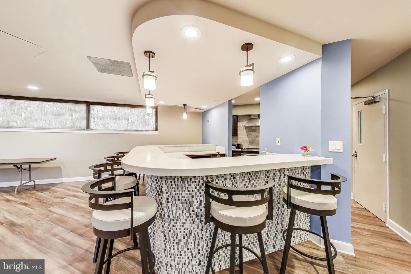 2111 WISCONSIN AVE NW #109, WASHINGTON, District Of Columbia 20007, 2 Bedrooms Bedrooms, ,2 BathroomsBathrooms,Residential,For sale,2111 WISCONSIN AVE NW #109,DCDC2208000 MLS # DCDC2208000