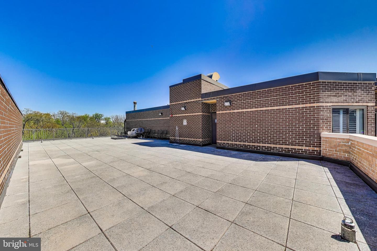 2111 WISCONSIN AVE NW #109, WASHINGTON, District Of Columbia 20007, 2 Bedrooms Bedrooms, ,2 BathroomsBathrooms,Residential,For sale,2111 WISCONSIN AVE NW #109,DCDC2208000 MLS # DCDC2208000