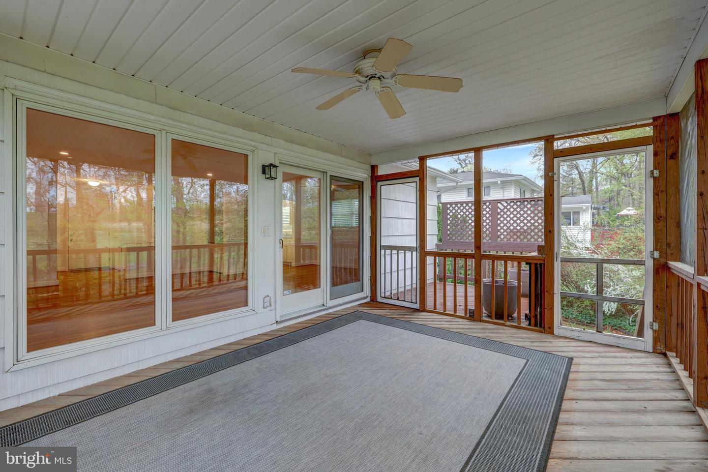 9718 SAINT ANDREWS DR, FAIRFAX, Virginia 22030, 4 Bedrooms Bedrooms, ,3 BathroomsBathrooms,Residential,For sale,9718 SAINT ANDREWS DR,VAFC2006536 MLS # VAFC2006536