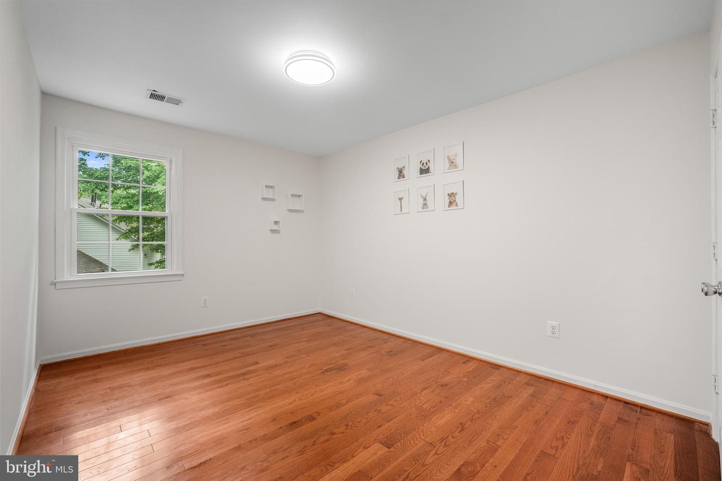 8007 SANDBURG CT, DUNN LORING, Virginia 22027, 4 Bedrooms Bedrooms, ,3 BathroomsBathrooms,Residential,For sale,8007 SANDBURG CT,VAFX2252260 MLS # VAFX2252260