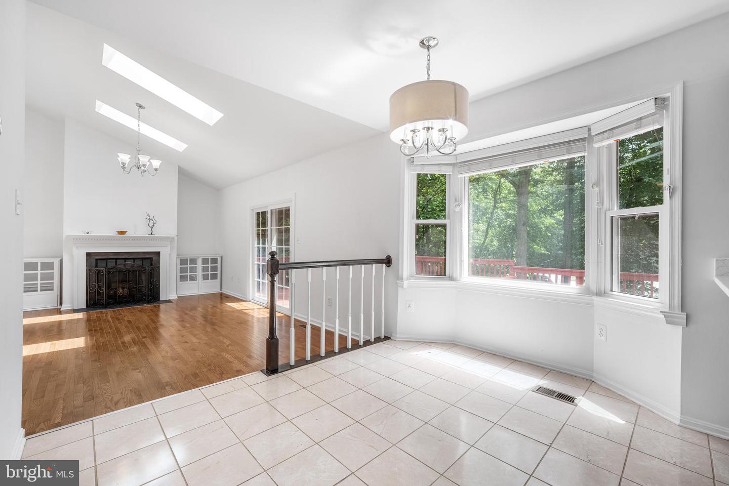 8007 SANDBURG CT, DUNN LORING, Virginia 22027, 4 Bedrooms Bedrooms, ,3 BathroomsBathrooms,Residential,For sale,8007 SANDBURG CT,VAFX2252260 MLS # VAFX2252260