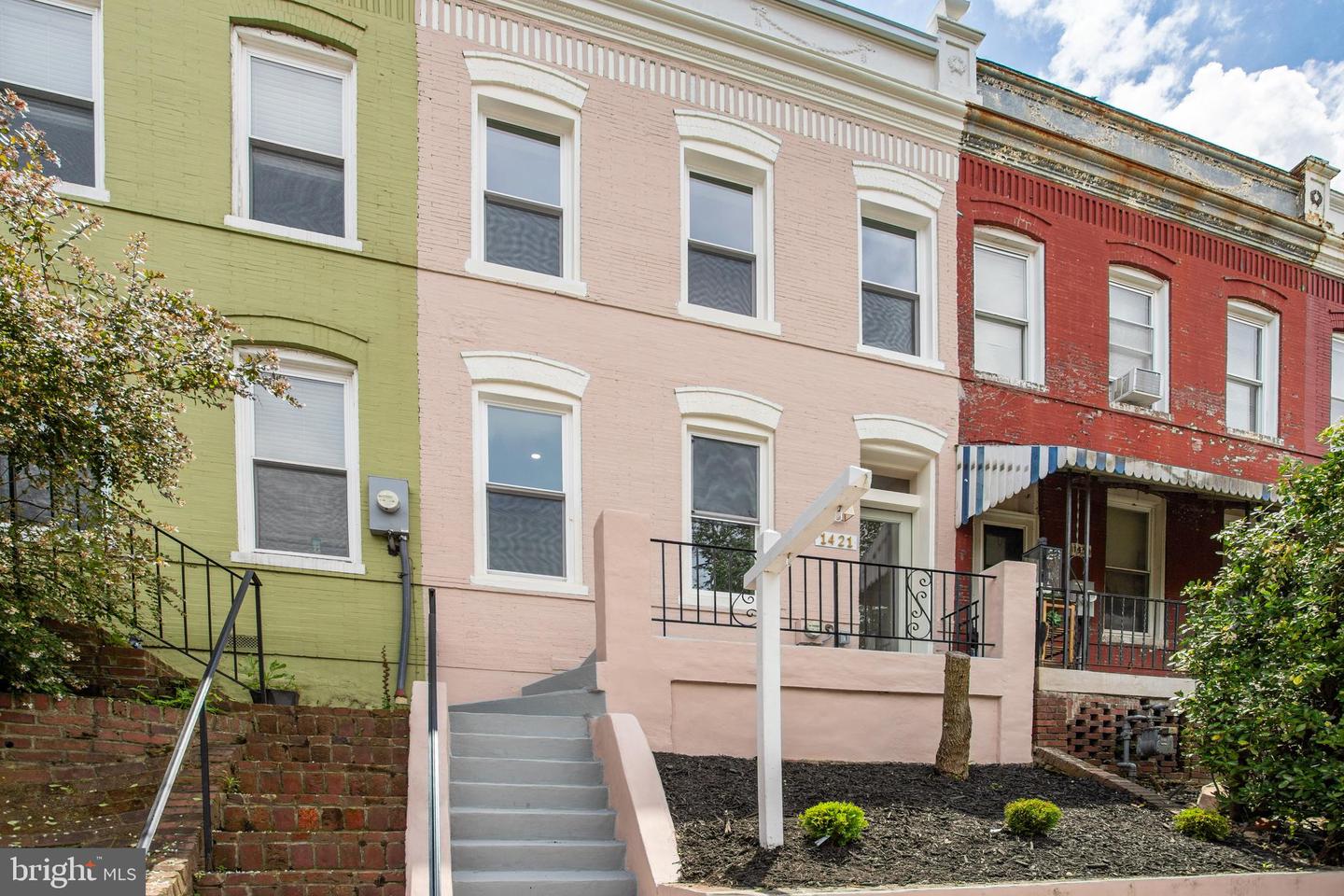 1421 DUNCAN ST NE, WASHINGTON, District Of Columbia 20002, 3 Bedrooms Bedrooms, ,2 BathroomsBathrooms,Residential,For sale,1421 DUNCAN ST NE,DCDC2208026 MLS # DCDC2208026