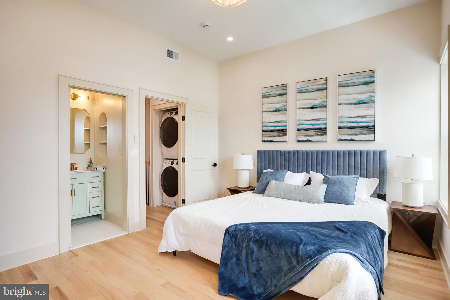 1421 DUNCAN ST NE, WASHINGTON, District Of Columbia 20002, 3 Bedrooms Bedrooms, ,2 BathroomsBathrooms,Residential,For sale,1421 DUNCAN ST NE,DCDC2208026 MLS # DCDC2208026