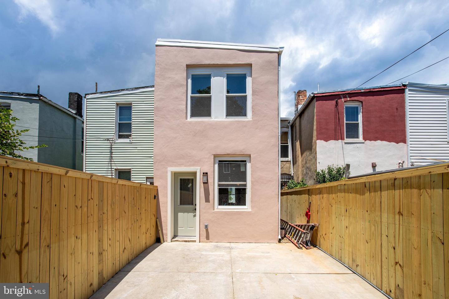 1421 DUNCAN ST NE, WASHINGTON, District Of Columbia 20002, 3 Bedrooms Bedrooms, ,2 BathroomsBathrooms,Residential,For sale,1421 DUNCAN ST NE,DCDC2208026 MLS # DCDC2208026